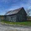 A rustic old barn shed.
Near the Pont des-Raymond
Covered Bridge.